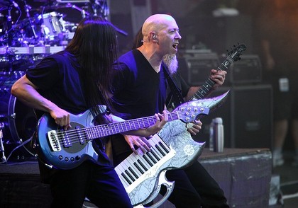 Traumhaft - Fotos: Dream Theater live beim 6. Night Of The Prog Festival auf der Loreley 